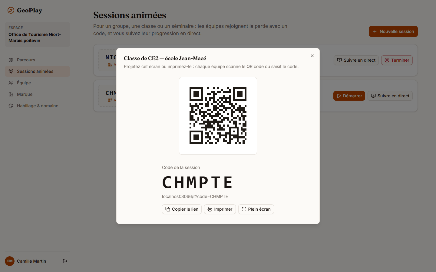 Fenêtre du code d’une session : QR code à gauche, « Code de la session » écrit en très grand à droite, adresse de jeu, et boutons « Copier le lien », « Imprimer » et « Plein écran ».